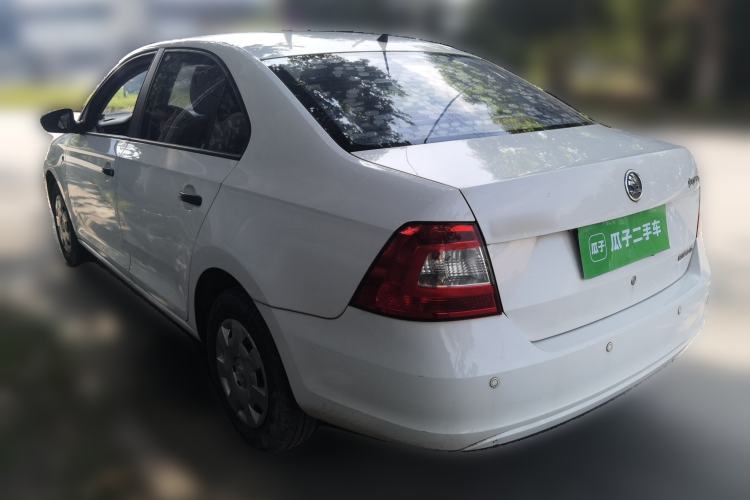 Used Skoda Rapid 2013 1.6L Manual Enjoyment Model Rear Left 45 Deg