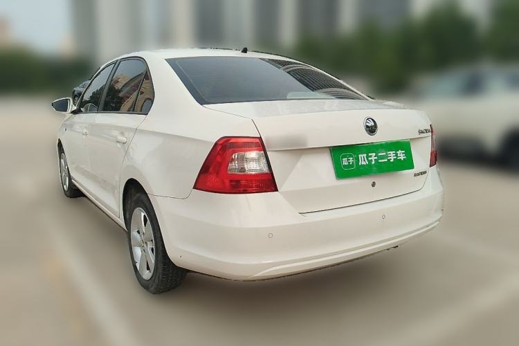 Used Skoda Rapid 2013 1.6L Manual Smart Selection Model Rear Left 45 Deg