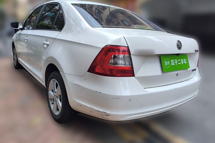 Used Skoda Rapid 2013 1.6L Automatic Smart Selection Model Rear Left 45 Deg