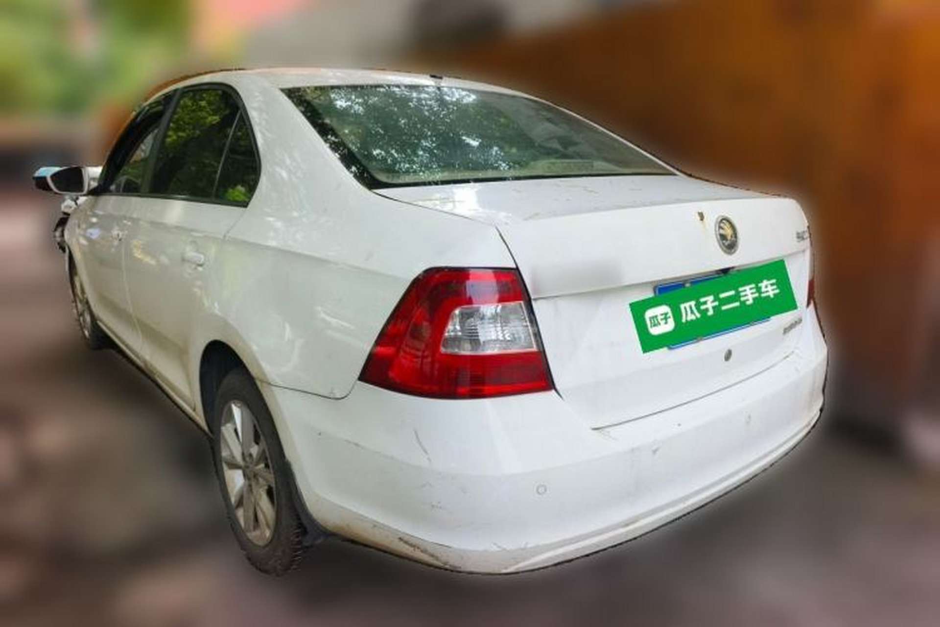 Used Skoda Rapid 2013 1.6L Manual Preferred Version Rear Left 45 Deg