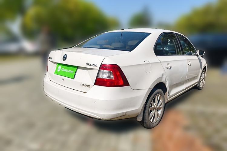 Used Skoda Rapid 2013 1.6L Manual Smart Selection Model Rear Right 45 Deg