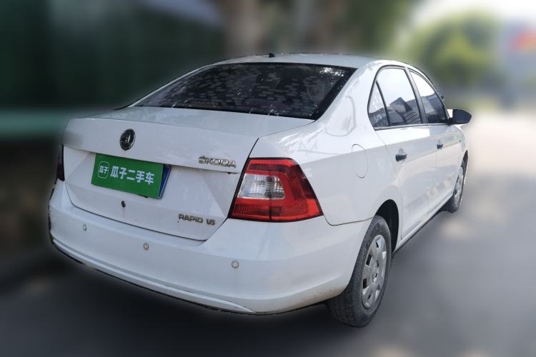 Used Skoda Rapid 2013 1.6L Manual Enjoyment Model Rear Right 45 Deg