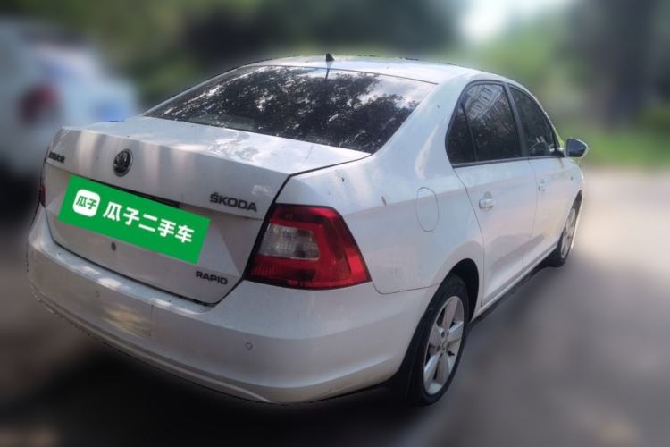 Used Skoda Rapid 2013 1.4L Manual Smart Selection Trim Rear Right 45 Deg
