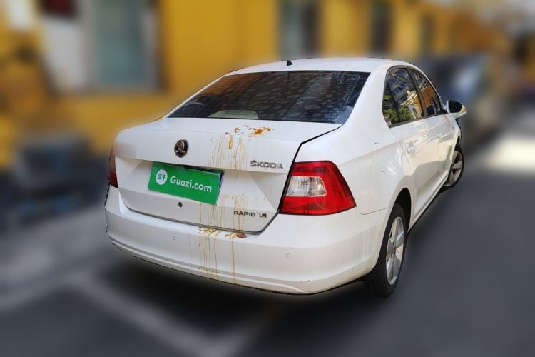 Used Skoda Rapid 2013 1.6L Manual Smart Selection Model Rear Right 45 Deg
