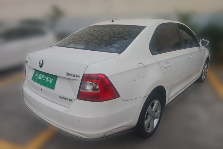 Used Skoda Rapid 2013 1.6L Automatic Smart Selection Model Rear Right 45 Deg