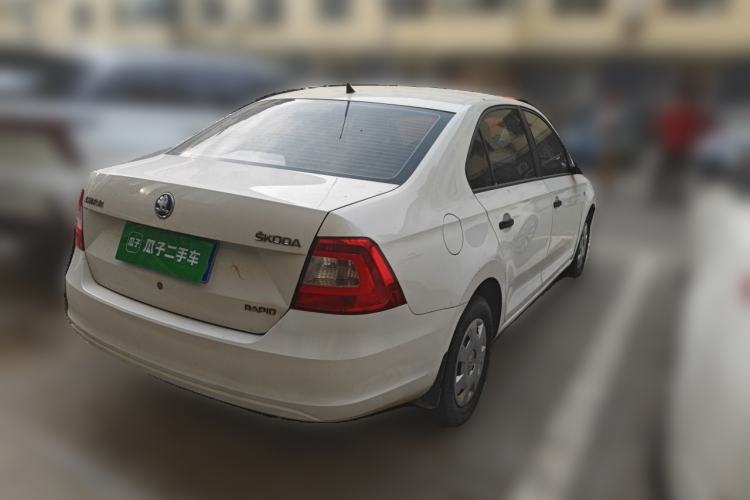 Used Skoda Rapid 2013 1.4L Manual Enjoyment Model Rear Right 45 Deg
