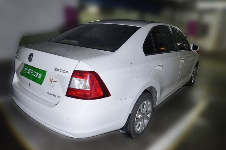 Used Skoda Rapid 2013 1.6L Automatic Preferred Model Rear Right 45 Deg