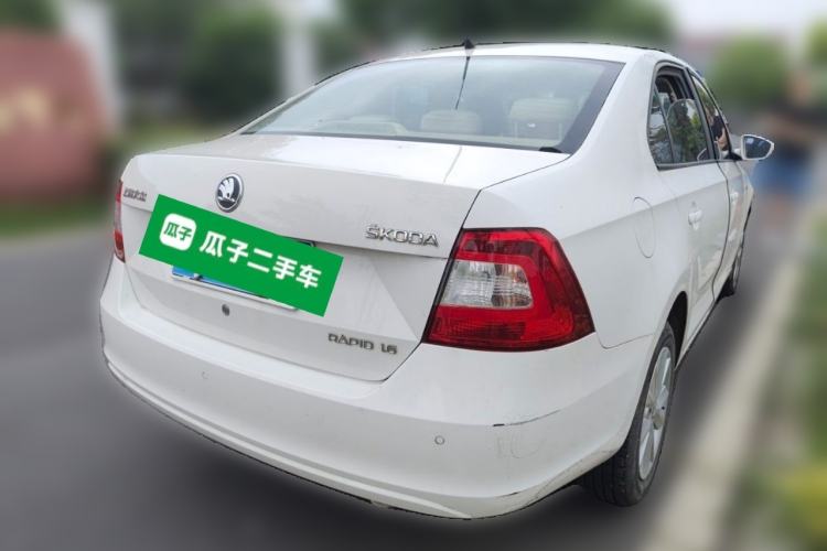 Used Skoda Rapid 2013 1.6L Manual Preferred Version Rear Right 45 Deg