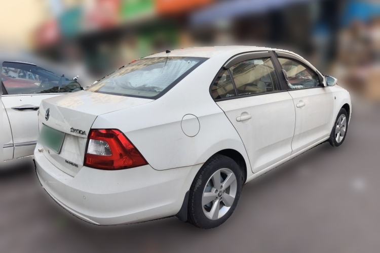 Used Skoda Rapid 2013 1.6L Automatic Smart Selection Model Rear Right 45 Deg