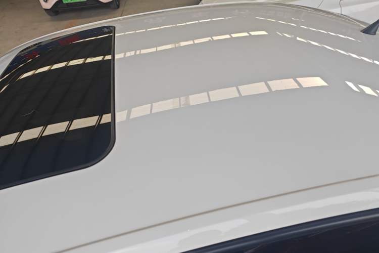 Used Skoda Rapid 2013 1.6L Automatic Smart Selection Model Roof