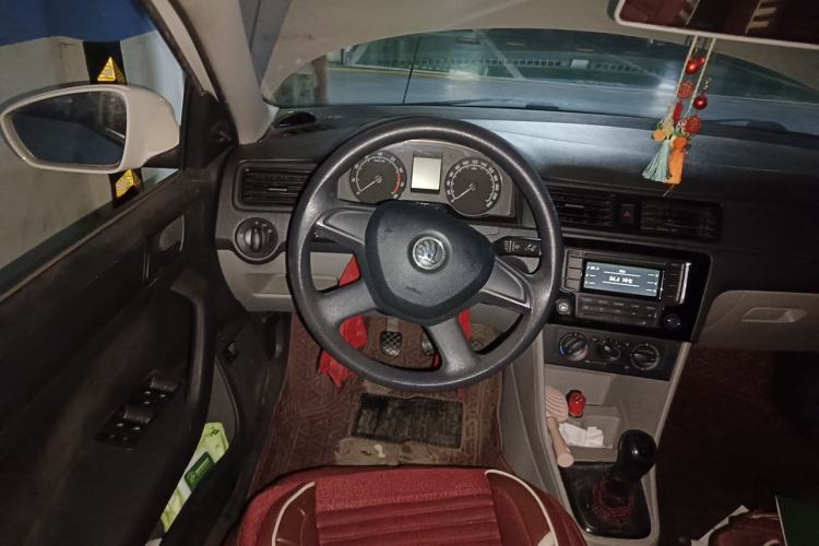 Used Skoda Rapid 2013 1.4L Manual Enjoyment Model Steering Wheel