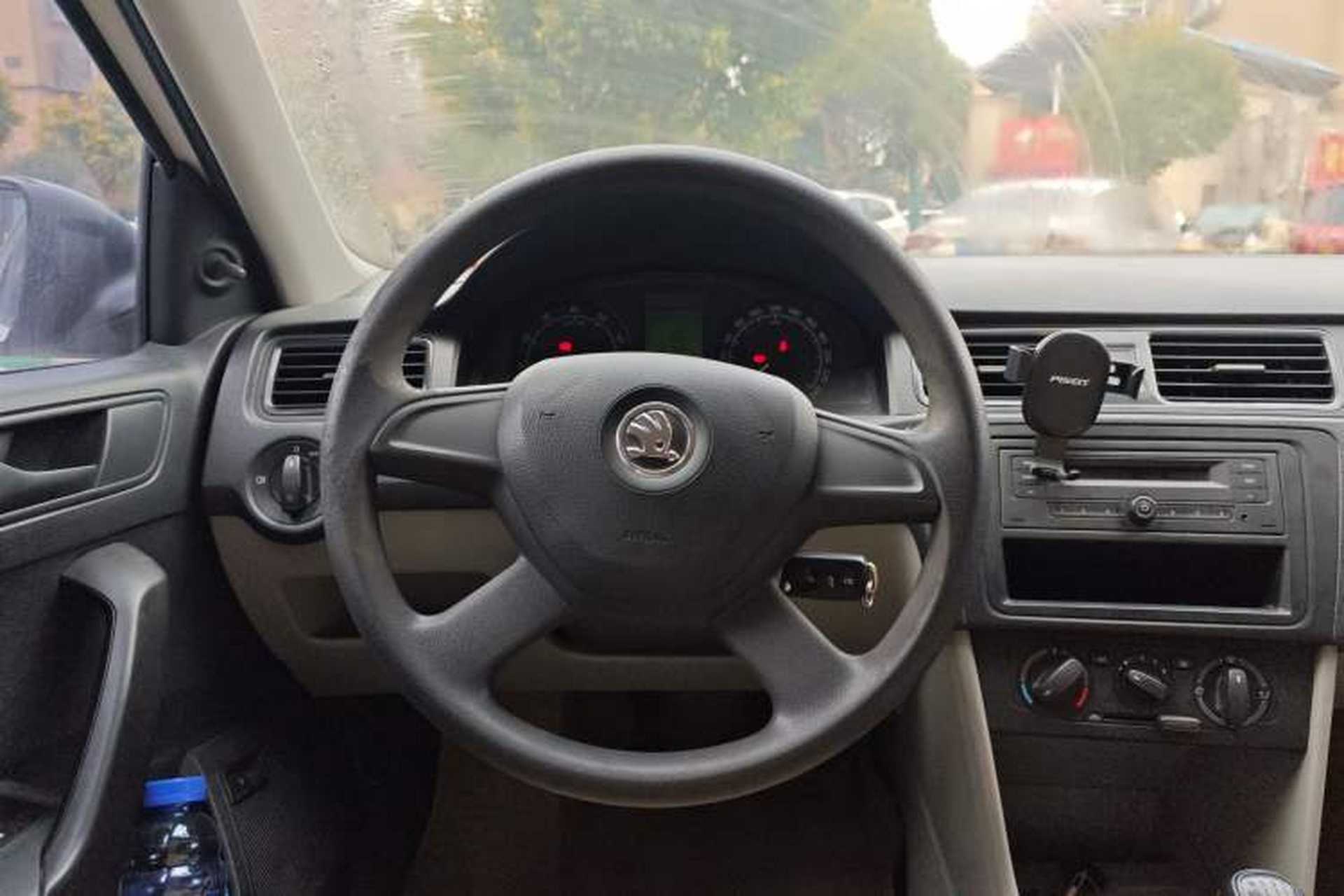 Used Skoda Rapid 2013 1.4L Manual Enjoyment Model Steering Wheel