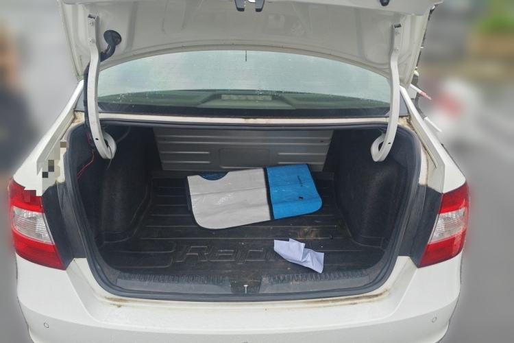 Used Skoda Rapid 2013 1.6L Automatic Smart Selection Model Trunk
