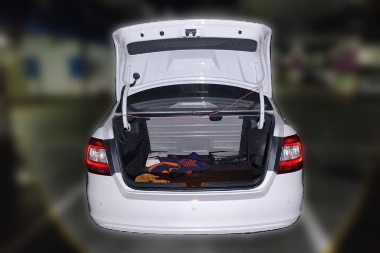 Used Skoda Rapid 2013 1.6L Automatic Preferred Model Trunk