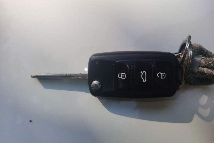 Used Skoda Rapid 2013 1.6L Manual Smart Selection Model Vehicle Key