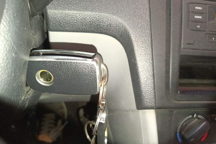 Used Skoda Rapid 2013 1.6L Manual Enjoyment Model Vehicle Key