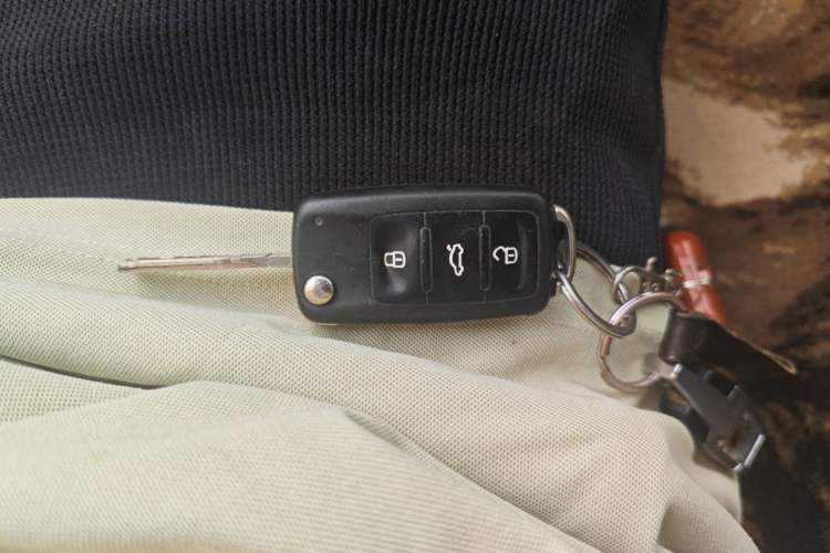 Used Skoda Rapid 2013 1.4L Manual Enjoyment Model Vehicle Key