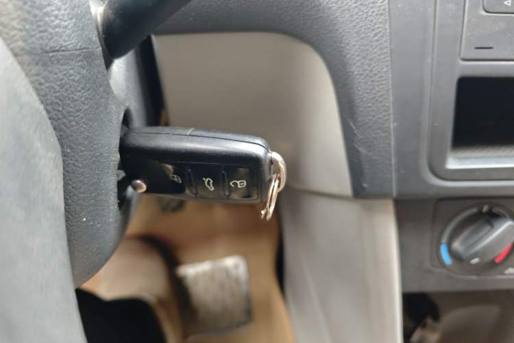 Used Skoda Rapid 2013 1.4L Manual Enjoyment Model Vehicle Key