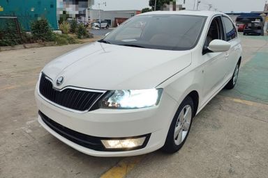 Used Skoda Rapid 2013 1.6L Automatic Smart Selection Model