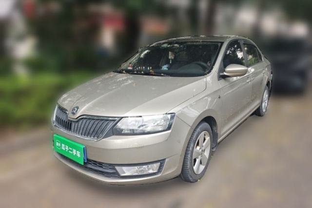 Skoda Rapid 2013 1.6L Automatic Smart Selection Model d’occasion