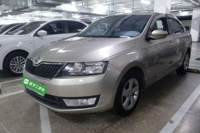 Used Skoda Rapid 2013 1.6L Automatic Smart Selection Model