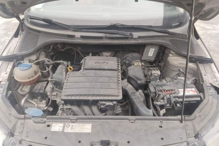 Used Skoda Rapid 2013 1.6L Manual Smart Selection Model Engine Bay