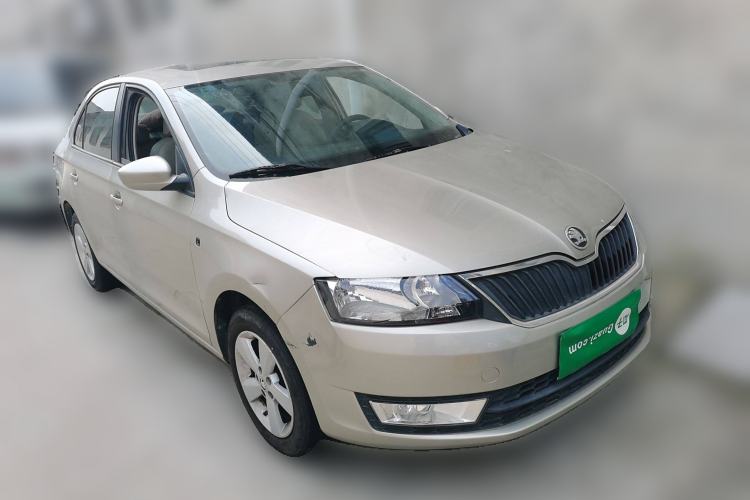 Used Skoda Rapid 2013 1.6L Automatic Smart Selection Model Exterior 2