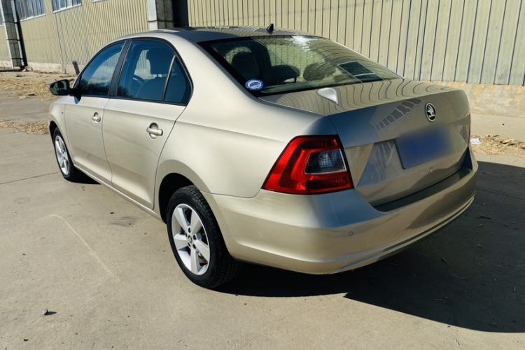 Used Skoda Rapid 2013 1.4L Manual Smart Selection Trim Exterior 3