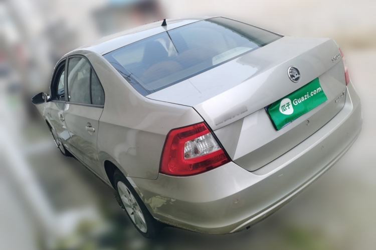 Used Skoda Rapid 2013 1.6L Automatic Smart Selection Model Exterior 3
