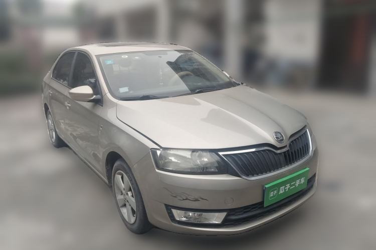 Used Skoda Rapid 2013 1.6L Manual Smart Selection Model Front Right 45 Deg