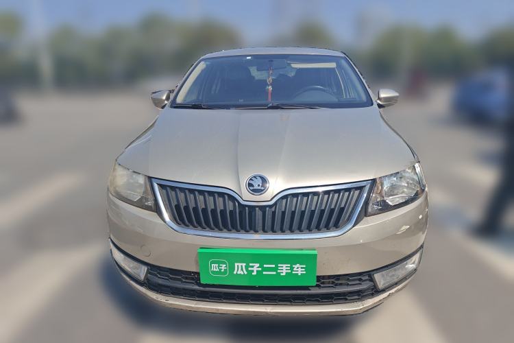 Used Skoda Rapid 2013 1.6L Manual Smart Selection Model Front