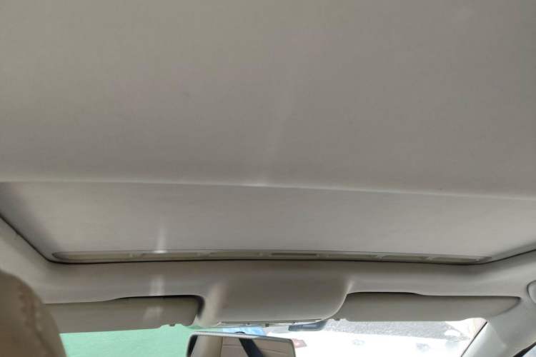 Used Skoda Rapid 2013 1.6L Manual Smart Selection Model Headliner