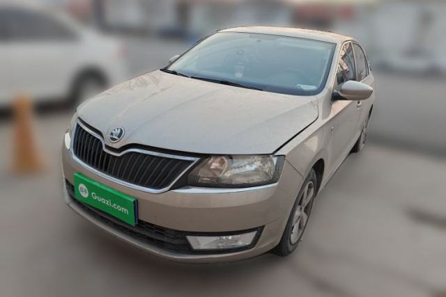 Used Skoda Rapid 2013 1.6L Manual Smart Selection Model