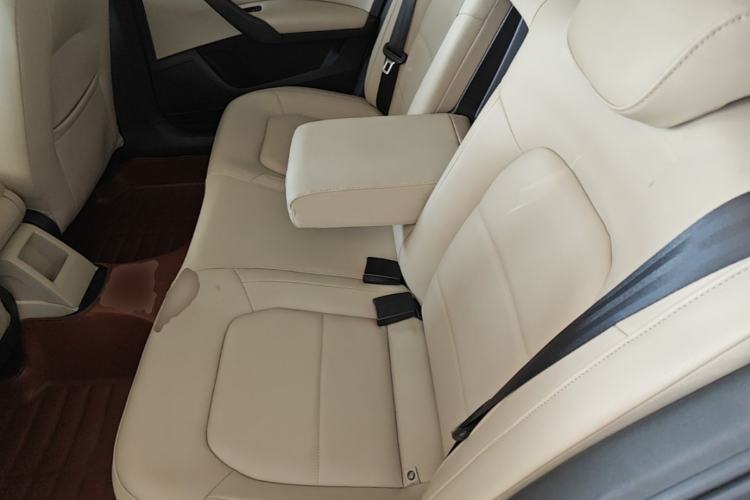 Used Skoda Rapid 2013 1.6L Manual Preferred Version Left Rear Seat