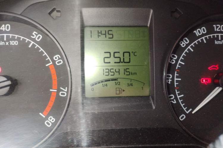 Used Skoda Rapid 2013 1.6L Manual Smart Selection Model Odometer Close Up