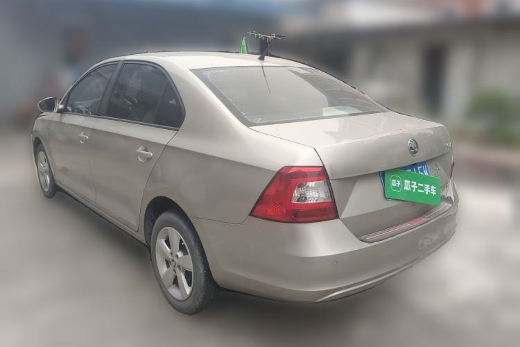 Used Skoda Rapid 2013 1.6L Manual Smart Selection Model Rear Left 45 Deg