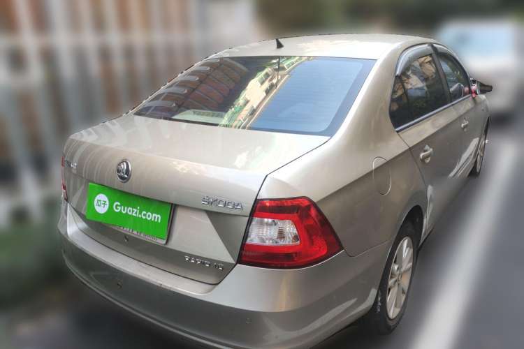 Used Skoda Rapid 2013 1.6L Manual Preferred Version Rear Right 45 Deg