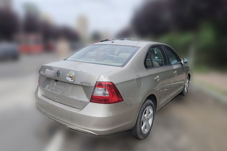 Used Skoda Rapid 2013 1.6L Manual Smart Selection Model Rear Right 45 Deg