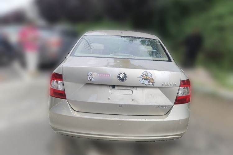 Used Skoda Rapid 2013 1.6L Manual Smart Selection Model Rear
