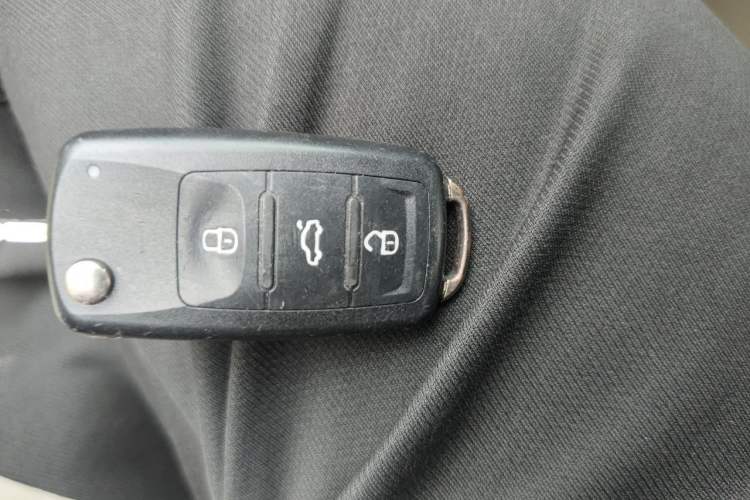 Used Skoda Rapid 2013 1.6L Manual Smart Selection Model Vehicle Key