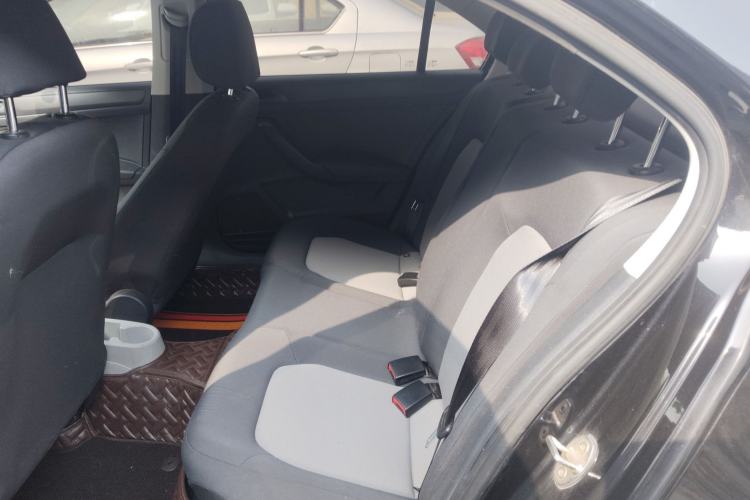Used Skoda Rapid 2015 1.6L Manual Le Xuan Model Left Rear Seat