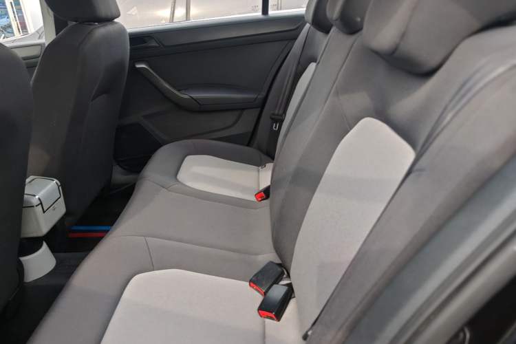 Used Skoda Rapid 2015 1.4L Manual Enjoyment Model Left Rear Seat