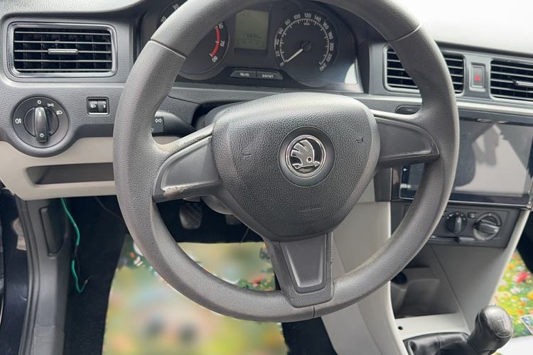 Used Skoda Rapid 2015 1.4L Manual Enjoyment Model Steering Wheel