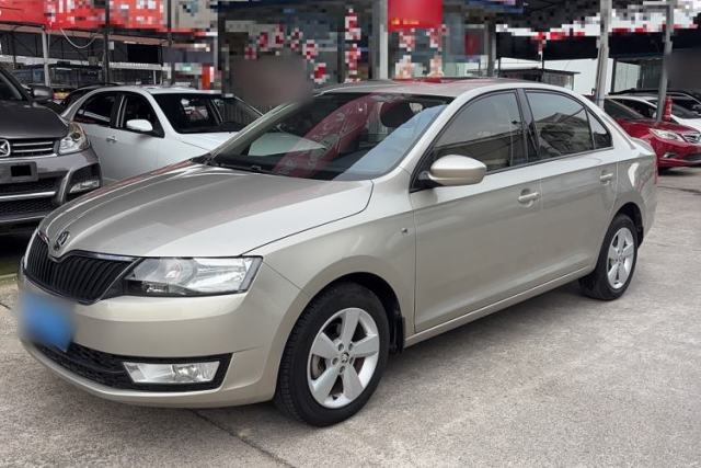 Used Skoda Rapid 2015 1.6L Automatic Smart Selection Model