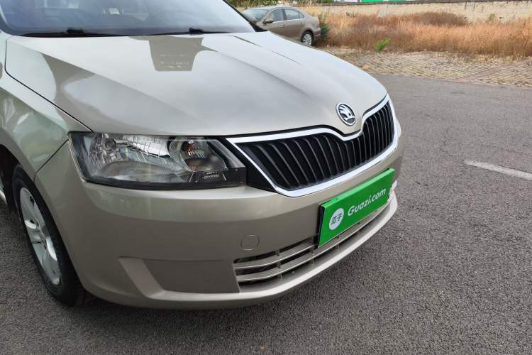 Used Skoda Rapid 2015 1.4L Manual Enjoyment Model Exterior 1