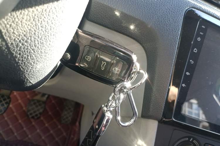Used Skoda Rapid 2015 1.4L Manual Enjoyment Model Interior 1