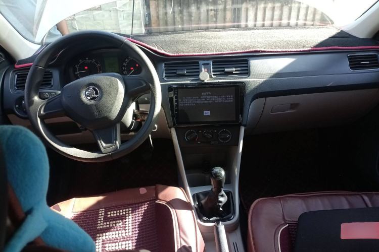 Used Skoda Rapid 2015 1.4L Manual Enjoyment Model Interior 2