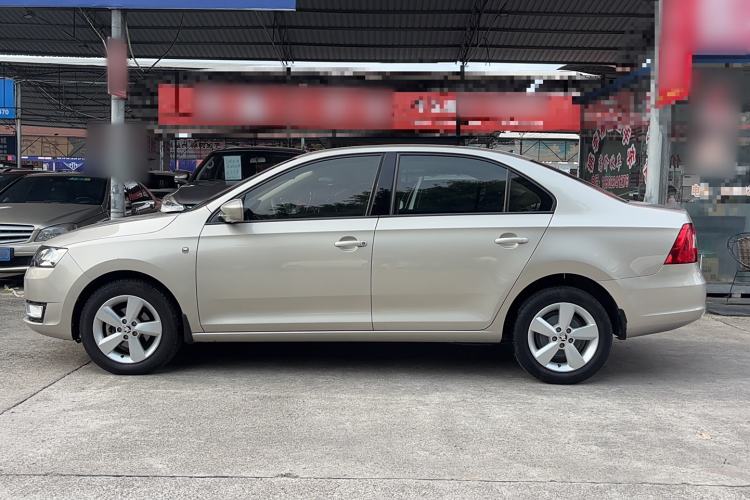 Used Skoda Rapid 2015 1.6L Automatic Smart Selection Model Left Side