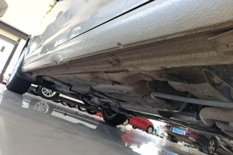 Used Skoda Rapid 2015 1.6L Automatic Smart Selection Model Left Side Sill