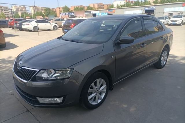 Used Skoda Rapid 2015 1.6L Manual Smart Selection Model